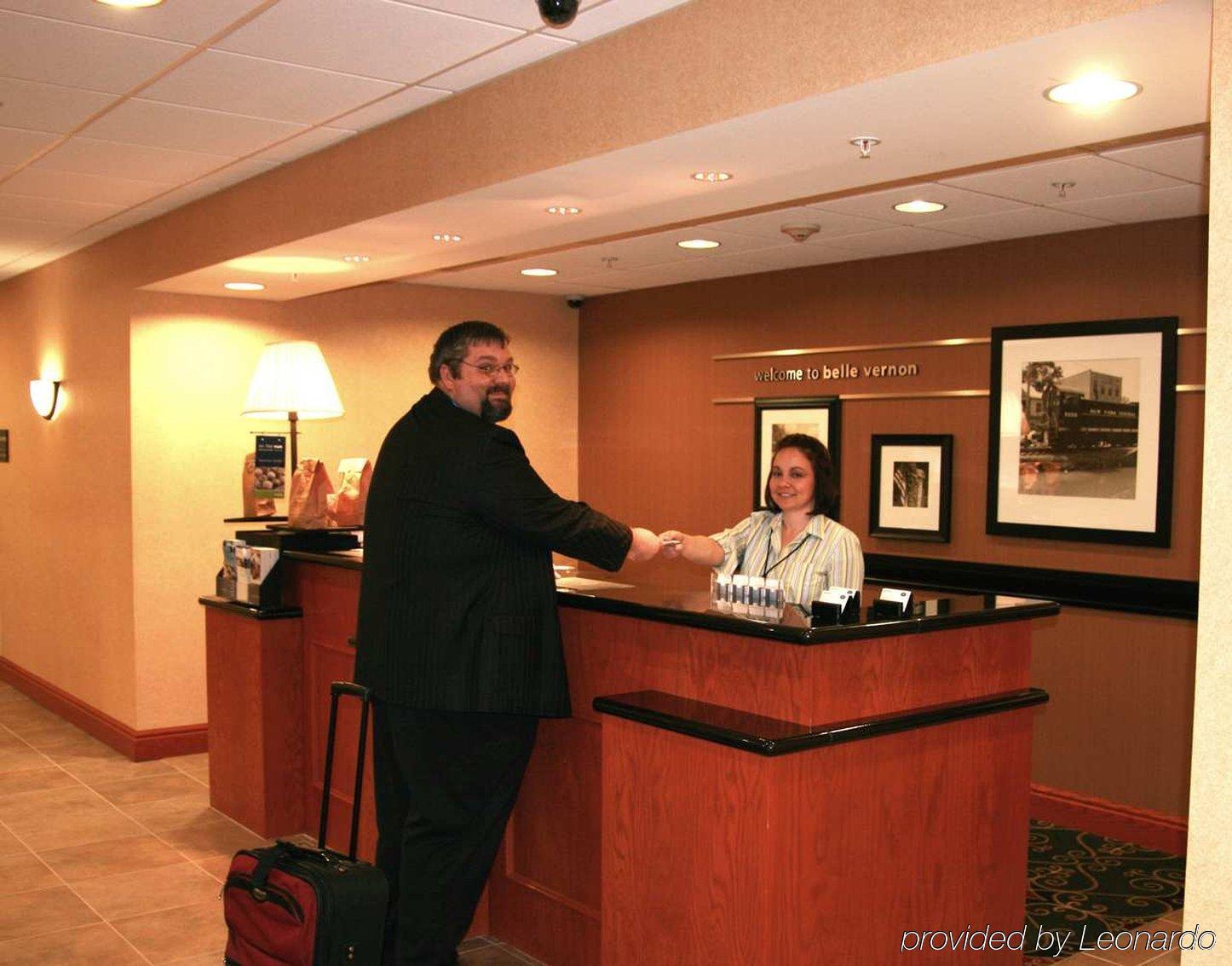 Hampton Inn Belle Vernon Interieur foto