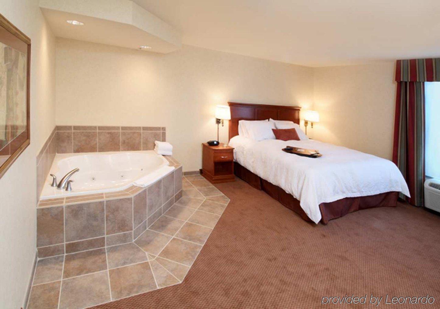 Hampton Inn Belle Vernon Kamer foto