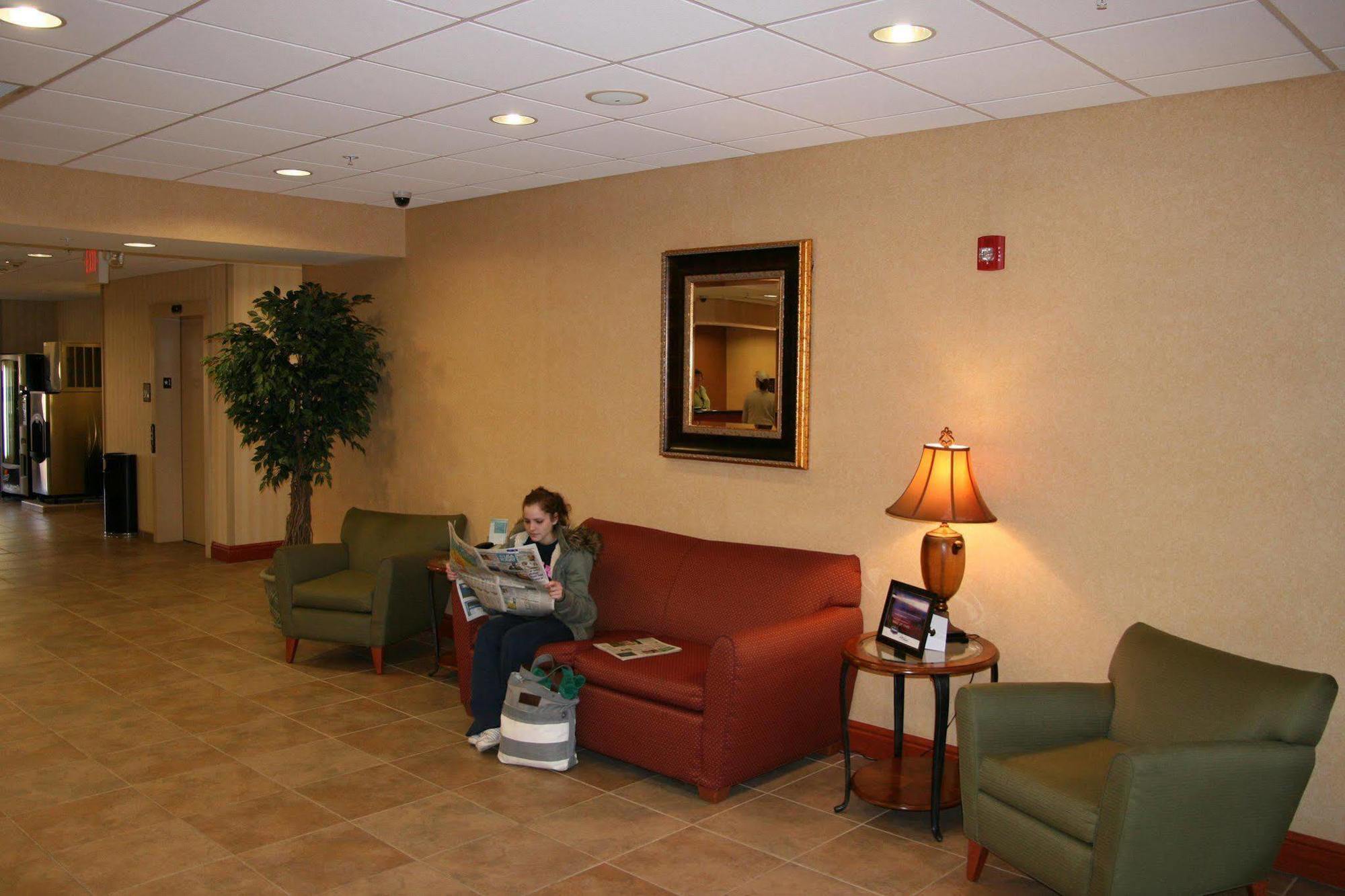 Hampton Inn Belle Vernon Interieur foto