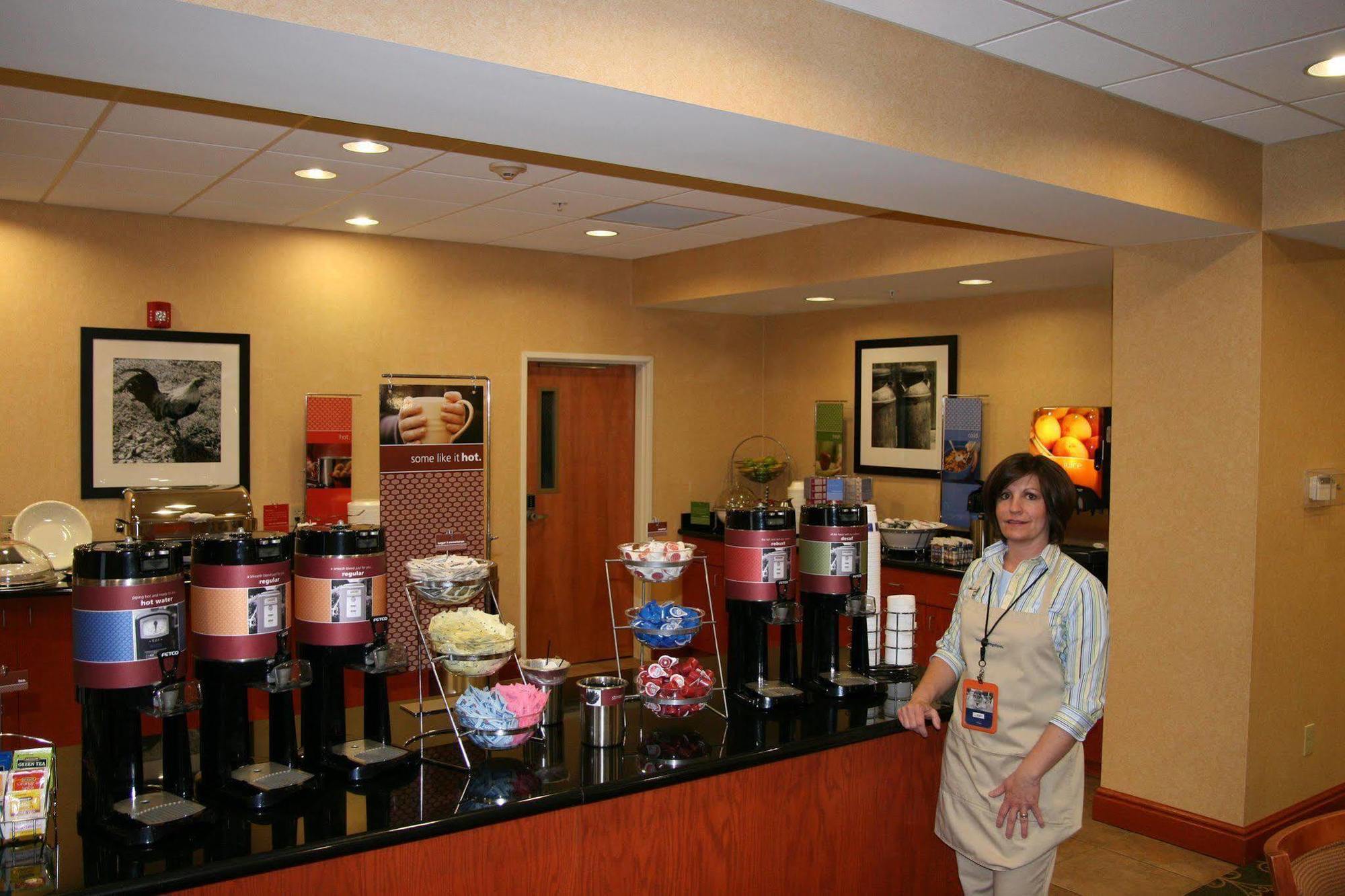 Hampton Inn Belle Vernon Restaurant foto