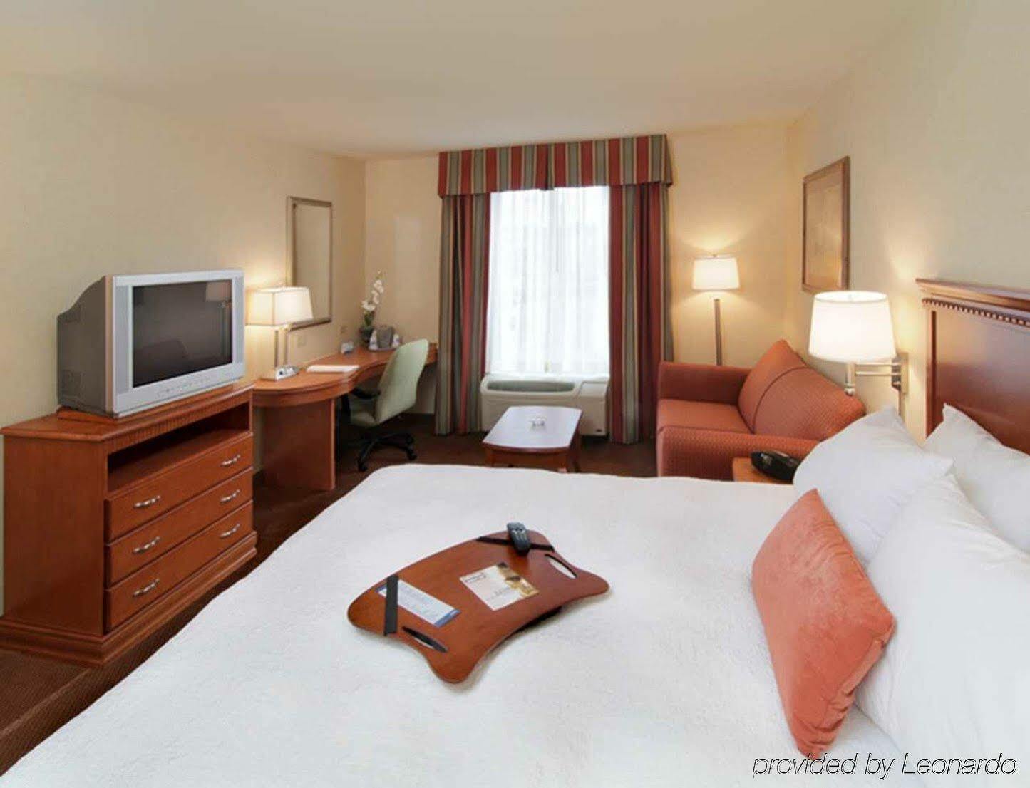Hampton Inn Belle Vernon Buitenkant foto